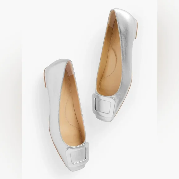 Talbots Sutton buckle silver metallic flats size 8 - Picture 1 of 13